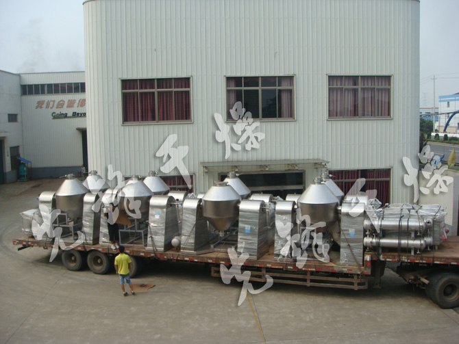 電池材料（liào）幹燥工程專用雙錐回轉真空幹燥（zào）機組